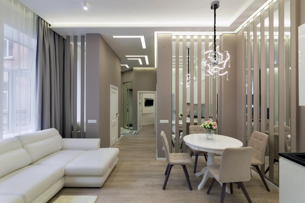 Royal Stylish Apartment In The Old City 利沃夫 外观 照片